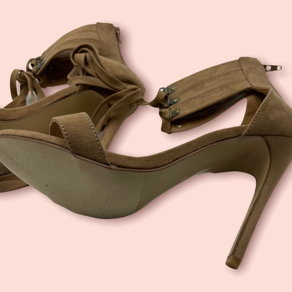 SHOEDAZZLE| ELLOUISE Ankle Strap Stiletto, SZ NWOT Color: TAN - Picture 12 of 15